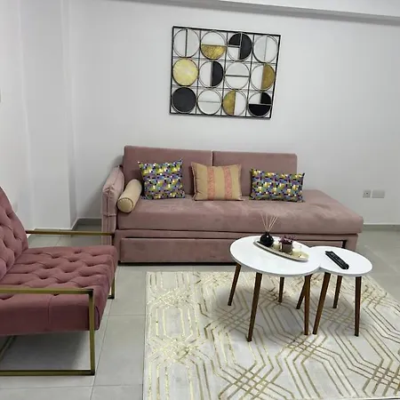 Elia 8 Apartment